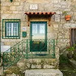 Casa Mont'santo With Balcony & Terrace