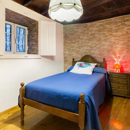 Casa Mont'santo With Balcony & Terrace בית הארחה מונסנטו
