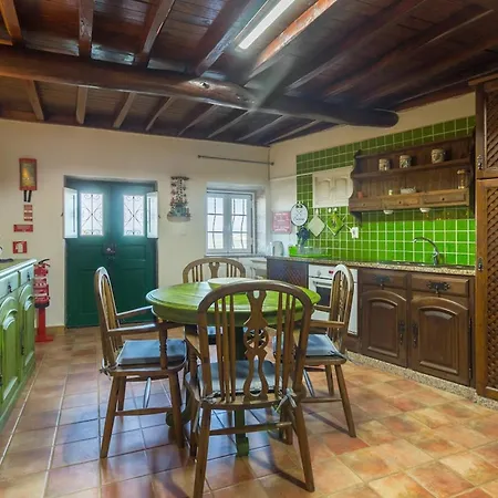 Casa Mont'santo With Balcony & Terrace 4* מונסנטו