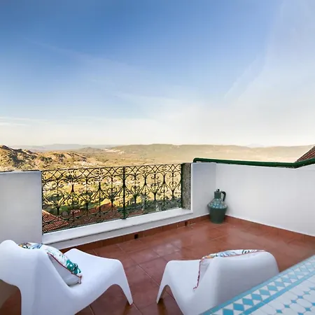 Casa Mont'santo With Balcony & Terrace