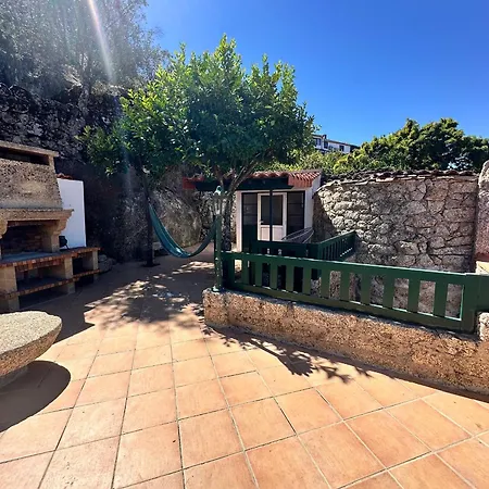 Casa Mont'santo With Balcony & Terrace 4* מונסנטו
