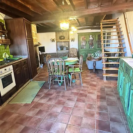 בית הארחה Casa Mont'santo With Balcony & Terrace 4*