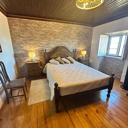בית הארחה Casa Mont'santo With Balcony & Terrace מונסנטו