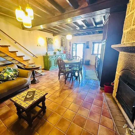 Casa Mont'santo With Balcony & Terrace 4*