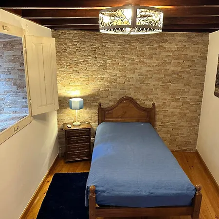 Casa Mont'santo With Balcony & Terrace בית הארחה 4*