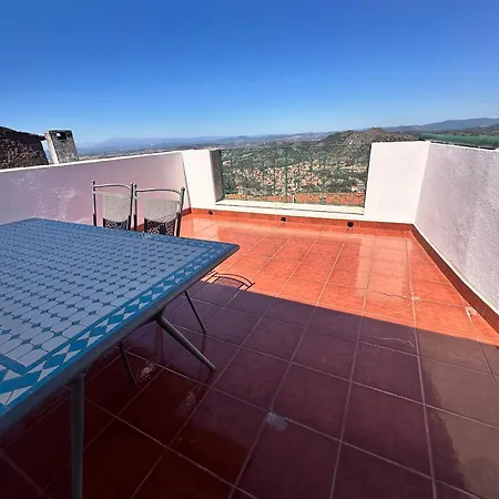 בית הארחה Casa Mont'santo With Balcony & Terrace 4*