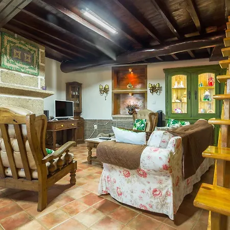 Casa Mont'santo With Balcony & Terrace Monsanto
